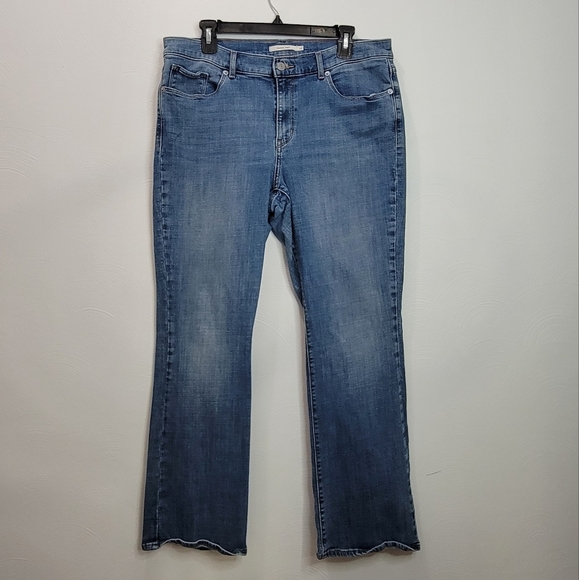 Levi's Denim - Women's Levi's Classic Boot